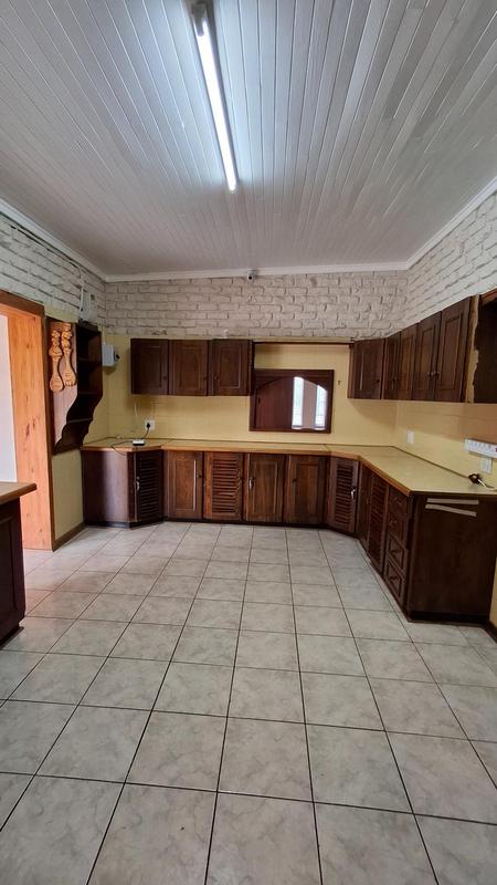 5 Bedroom Property for Sale in Meyerhof Free State